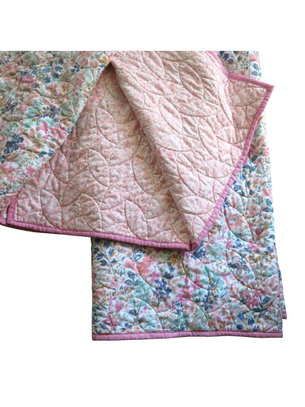 Laura Ashley Floral Reversible Quilt 96"W x 90"L Pink Multicolor Design